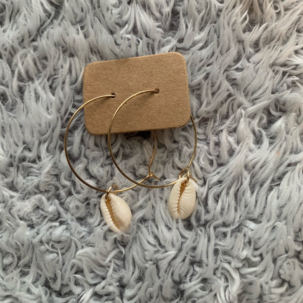 Puka shells Earrings